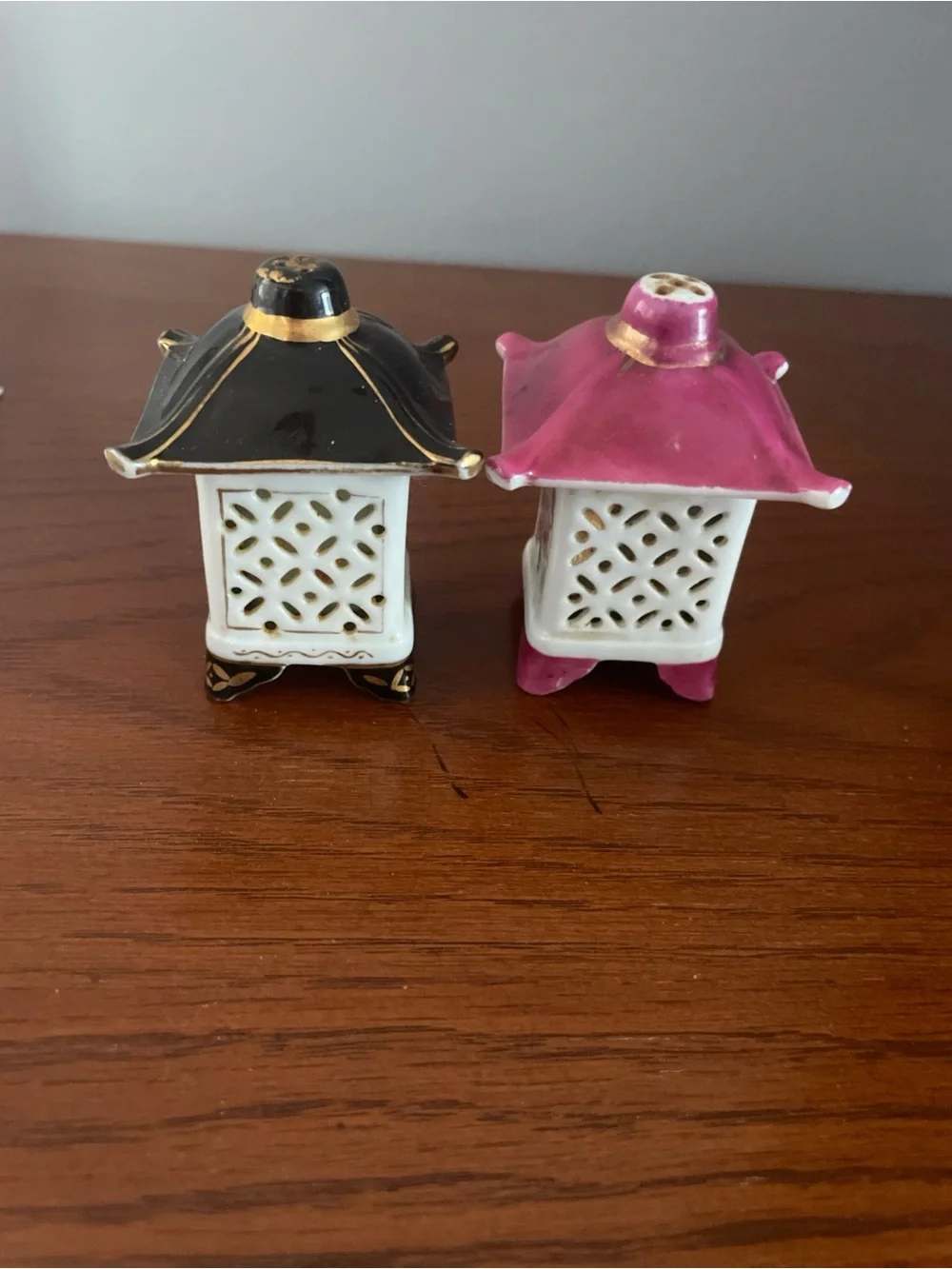 Porcelain Pagoda Salt and Pepper Shakers - Black & Pink Arita China